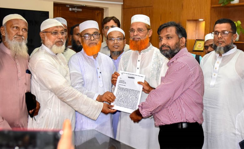 ইপিজেড চেয়ে প্রধান উপদেষ্টার কাছে স্মারকলিপি