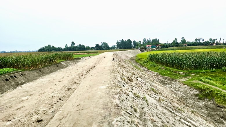 ফুলছড়িতে বদলে গেছে গ্রামীণ সড়ক কমেছে মানুষের ভোগান্তি