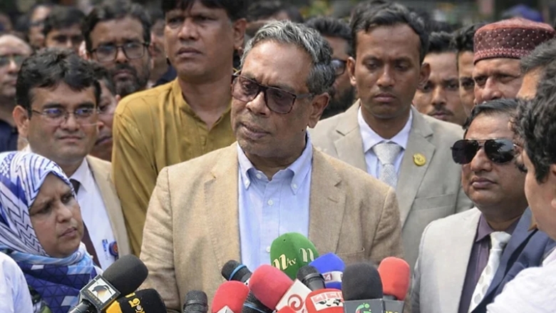 হামের টিকা কর্মসূচিতে সরকারের সর্বোচ্চ গুরুত্ব: স্বাস্থ্য প্রতিমন্ত্রীর ঘোষণা