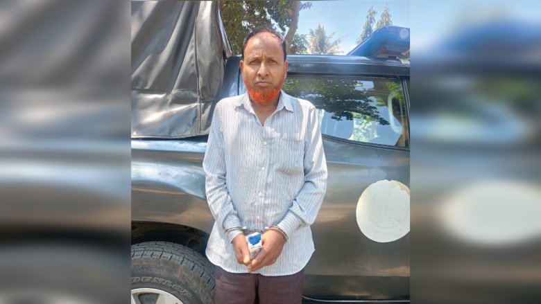 সাদুল্লাপুরে ইয়াবাসহ ইউপি সদস্য গ্রেপ্তার