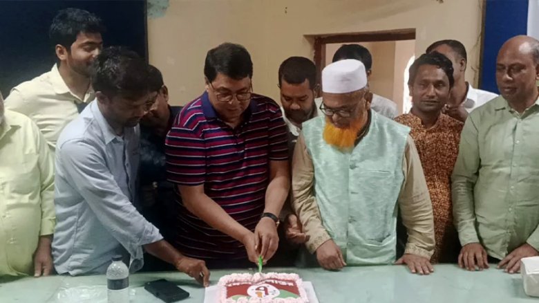 গাইবান্ধায় দৈনিক দেশ রূপান্তরের সপ্তম প্রতিষ্ঠাবার্ষিকী উদযাপিত