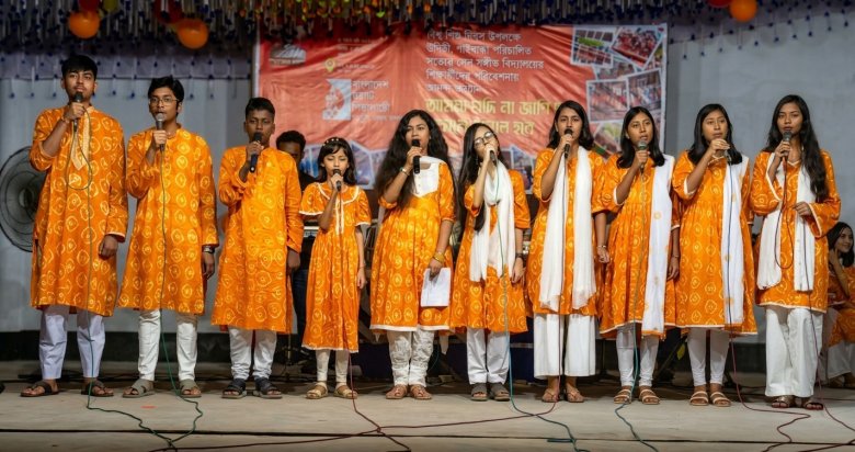 শিশুদের হাতেই শিশু দিবসের মঞ্চ